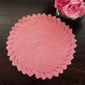 Vintage Hand Knitted Round Placemats Dusty Rose Pink Table Mats Set of 4